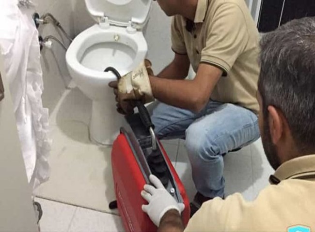 Nghẹt bồn rửa chén.